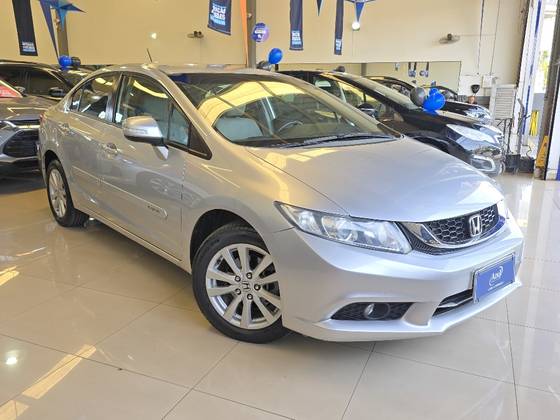 HONDA CIVIC 2.0 LXR 16V FLEX 4P AUTOMÁTICO HONDA CIVIC 2.0 LXR 16V FLEX 4P AUTOMÁTICO